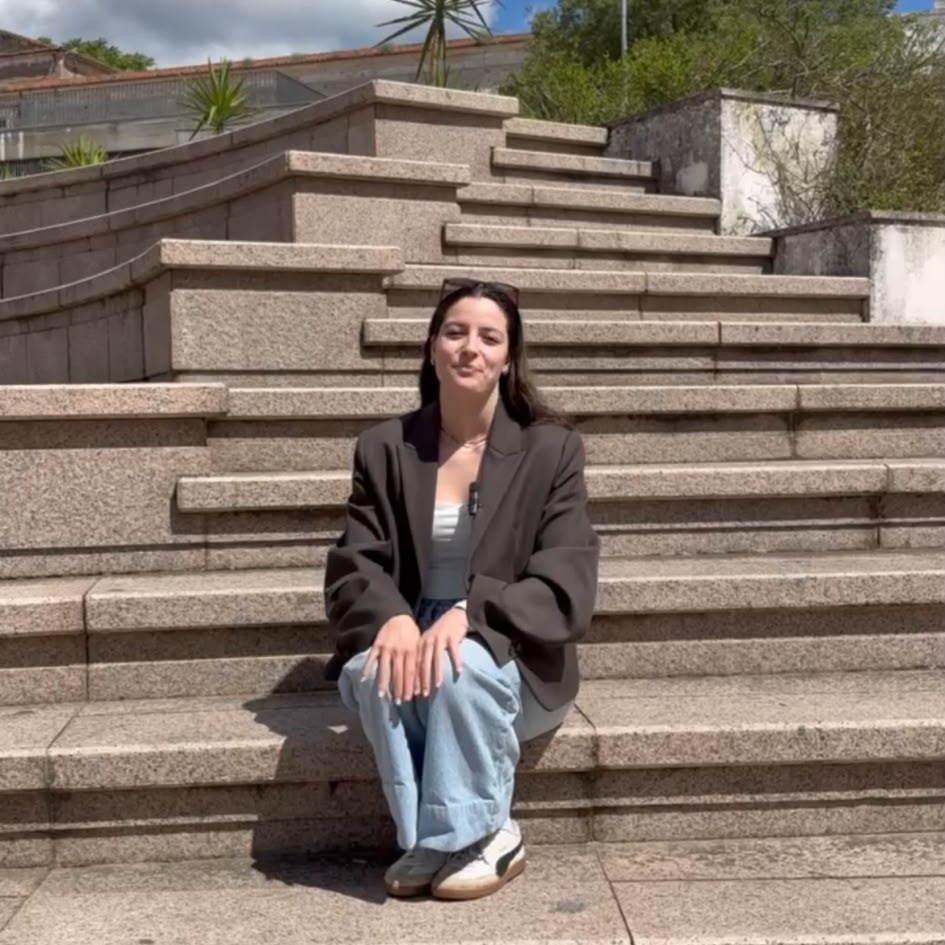 Ponto de Encontro – “O que achas que pode ser feito para ajudar os estudantes internacionais que ainda não dominam a língua?”